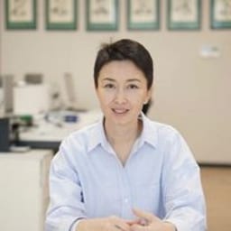 Портретный снимок врача, приём в городе Астана Портретный снимок врача, приём в городе Астана