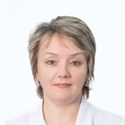 Дәрігердің портреттік суреті, Алматы қаласында қабылдау