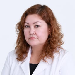 Портретный снимок врача, приём в городе Алматы