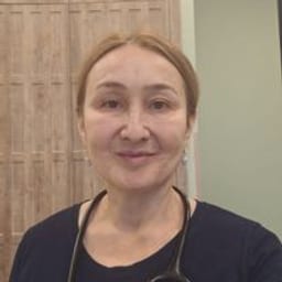 Портретный снимок врача, приём в городе Астана