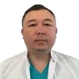 Портретный снимок врача, приём в городе Астана Портретный снимок врача, приём в городе Астана