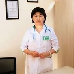 Портретный снимок врача, приём в городе Алматы