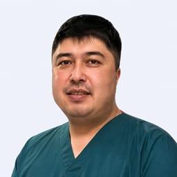 Портретный снимок врача, приём в городе Астана