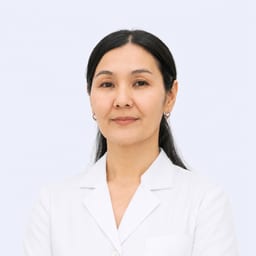 Портретный снимок врача, приём в городе Астана