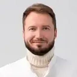 Портретный снимок врача, приём в городе Алматы
