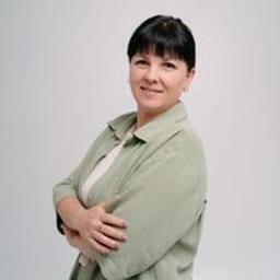 Портретный снимок врача, приём в городе Алматы