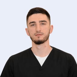 Портретный снимок врача, приём в городе Алматы Портретный снимок врача, приём в городе Алматы
