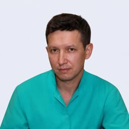 Портретный снимок врача, приём в городе Алматы Портретный снимок врача, приём в городе Алматы