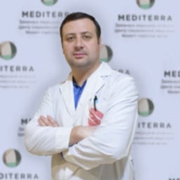 Портретный снимок врача, приём в городе Алматы Портретный снимок врача, приём в городе Алматы