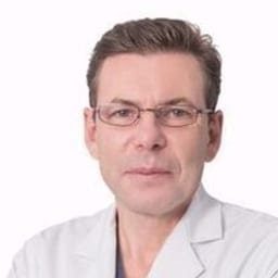 Портретный снимок врача, приём в городе Алматы Портретный снимок врача, приём в городе Алматы