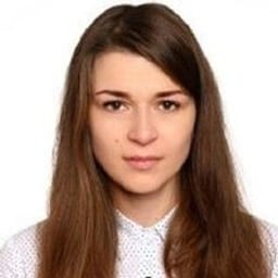 Портретный снимок врача, приём в городе Астана