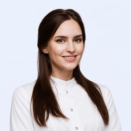 Портретный снимок врача, приём в городе Астана