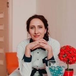 Портретный снимок врача, приём в городе Астана