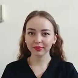 Портретный снимок врача, приём в городе Астана
