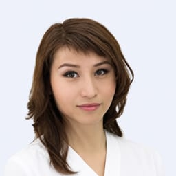 Портретный снимок врача, приём в городе Астана Портретный снимок врача, приём в городе Астана
