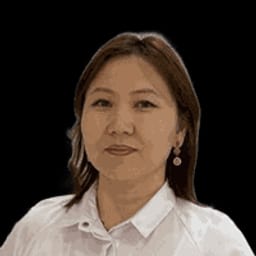Портретный снимок врача, приём в городе Астана