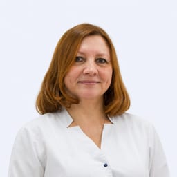 Портретный снимок врача, приём в городе Алматы