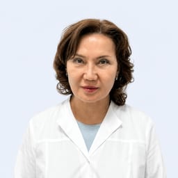 Портретный снимок врача, приём в городе Астана