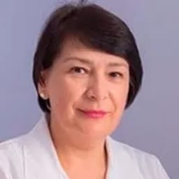 Портретный снимок врача, приём в городе Астана
