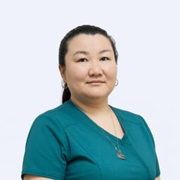 Портретный снимок врача, приём в городе Алматы