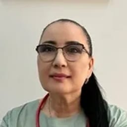 Портретный снимок врача, приём в городе Алматы
