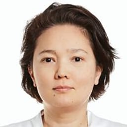 Портретный снимок врача, приём в городе Алматы