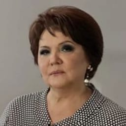 Портретный снимок врача, приём в городе Астана