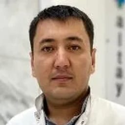 Портретный снимок врача, приём в городе Астана