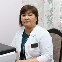 Портретный снимок врача, приём в городе Алматы