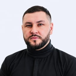 Портретный снимок врача, приём в городе Алматы