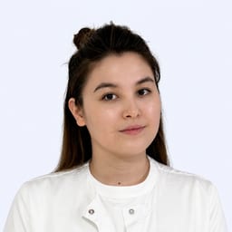 Портретный снимок врача, приём в городе Астана Портретный снимок врача, приём в городе Астана