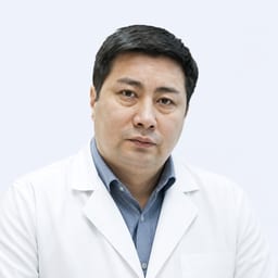 Портретный снимок врача, приём в городе Алматы Портретный снимок врача, приём в городе Алматы