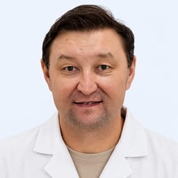Портретный снимок врача, приём в городе Астана