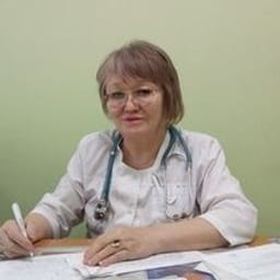 Портретный снимок врача, приём в городе Алматы