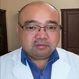 Портретный снимок врача, приём в городе Астана Портретный снимок врача, приём в городе Астана