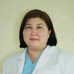 Портретный снимок врача, приём в городе Астана