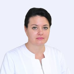 Портретный снимок врача, приём в городе Алматы