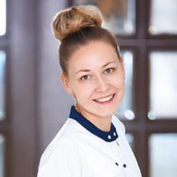 Дәрігердің портреттік суреті, Алматы қаласындағы қабылдау