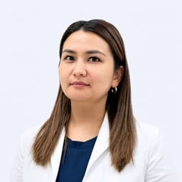 Портретный снимок врача, приём в городе Алматы