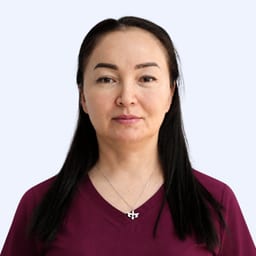 Портретный снимок врача, приём в городе Астана