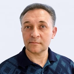 Портретный снимок врача, приём в городе Алматы