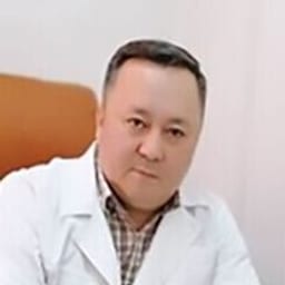 Дәрігердің портреттік суреті, Астана қаласында қабылдау
