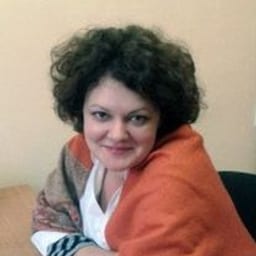 Портретный снимок врача, приём в городе Алматы
