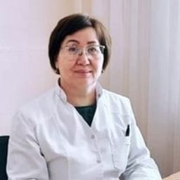 Портретный снимок врача, приём в городе Астана