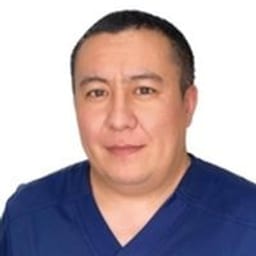 Портретный снимок врача, приём в городе Астана Портретный снимок врача, приём в городе Астана