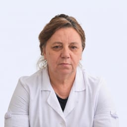 Портретный снимок врача, приём в городе Алматы