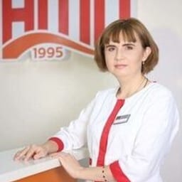 Портретный снимок врача, приём в городе Алматы