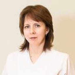 Портретный снимок врача, приём в городе Алматы