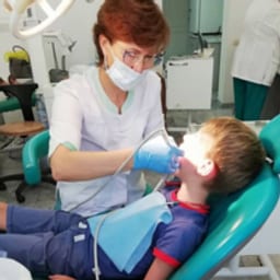 Дәрігердің портреттік суреті, Алматы қаласындағы қабылдау