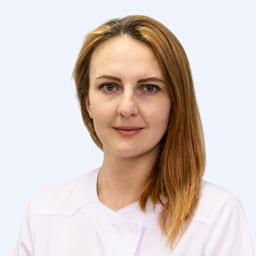 Портретный снимок врача, приём в городе Алматы